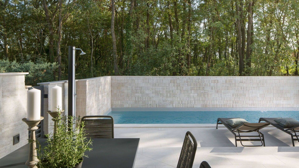 Đuba House | Stunning villa for 10 guests with private pool, WIFI, A/C, TV, terrace and parking