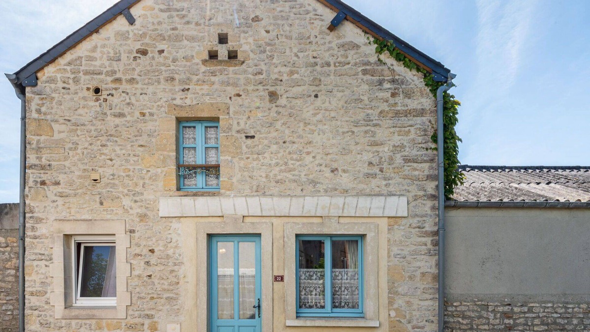 Commes House | Stunning villa for 4 people with TV, pets allowed and parking
