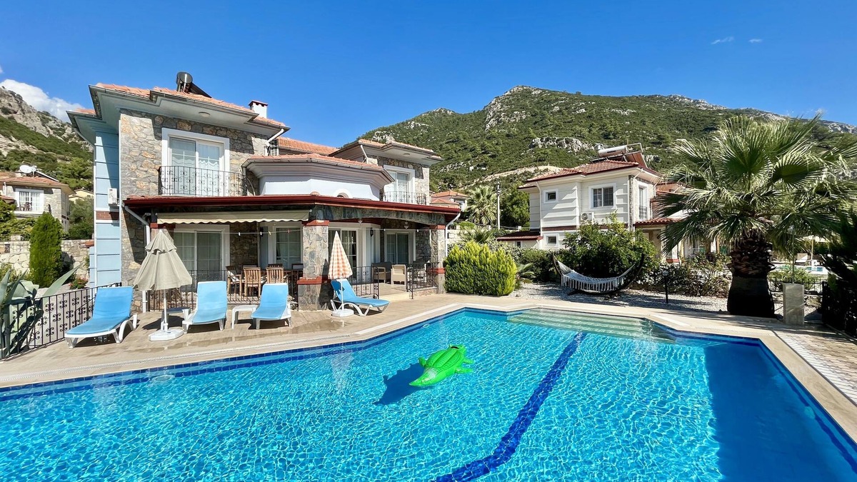 Fethiye Villa | Stunning Villa Sana Perfect Condition, Private 100 m³ Pool & 1000m2 Garden WIFI