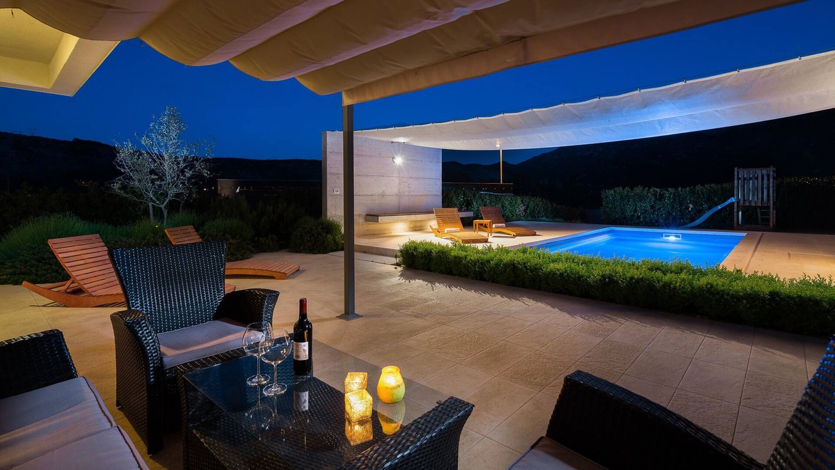 Dugopolje Villa | Stunning Villa Sofia With Heated Pool IN Split Hinterland