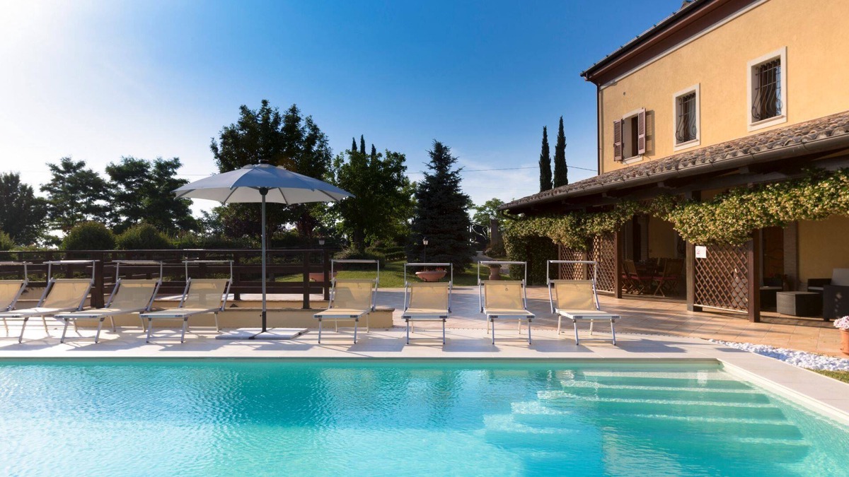 Ponte Rio Villa | Stunning villa with pool in the Marche countryside, just 10 minutes from the beaches of Senigallia