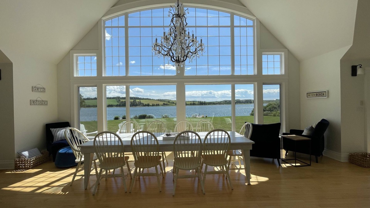 French River House | Stunning Waterfront Property With Hot Tub & Outdoor Dining