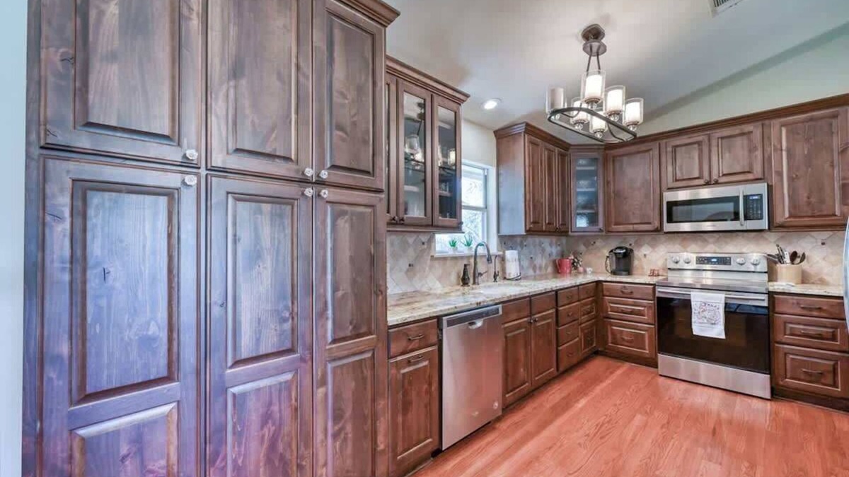 Blanco House | Stunninghome on The Blanco River