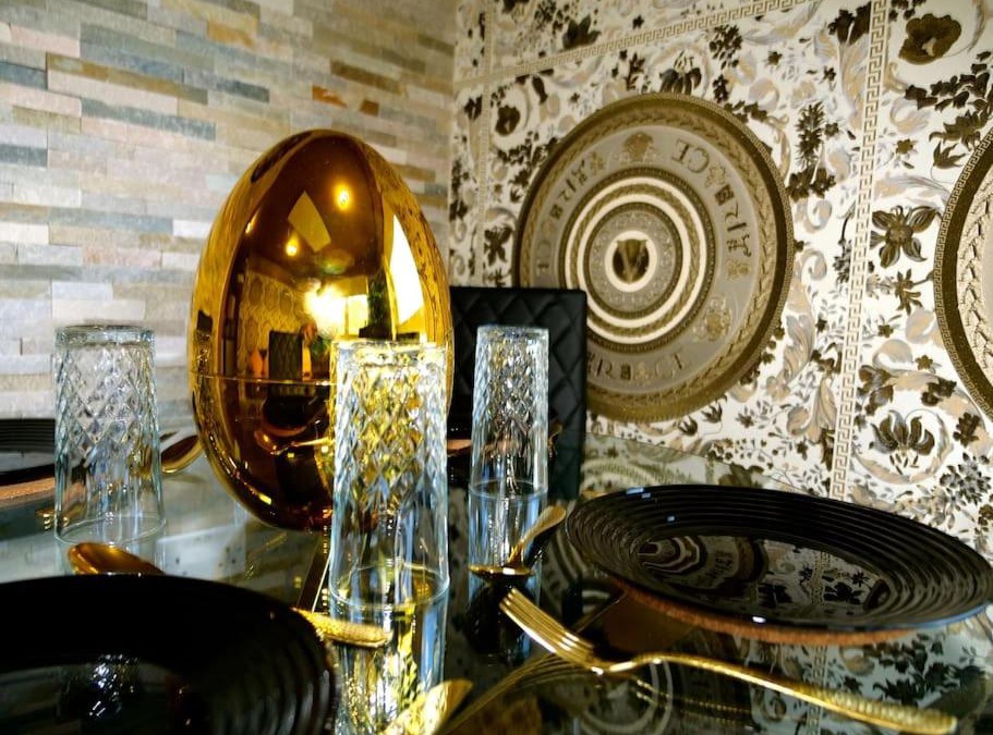 Rotherham Apartment | Stunningly Opulent Gold Apartment Near Sheffield FULL SKY TV