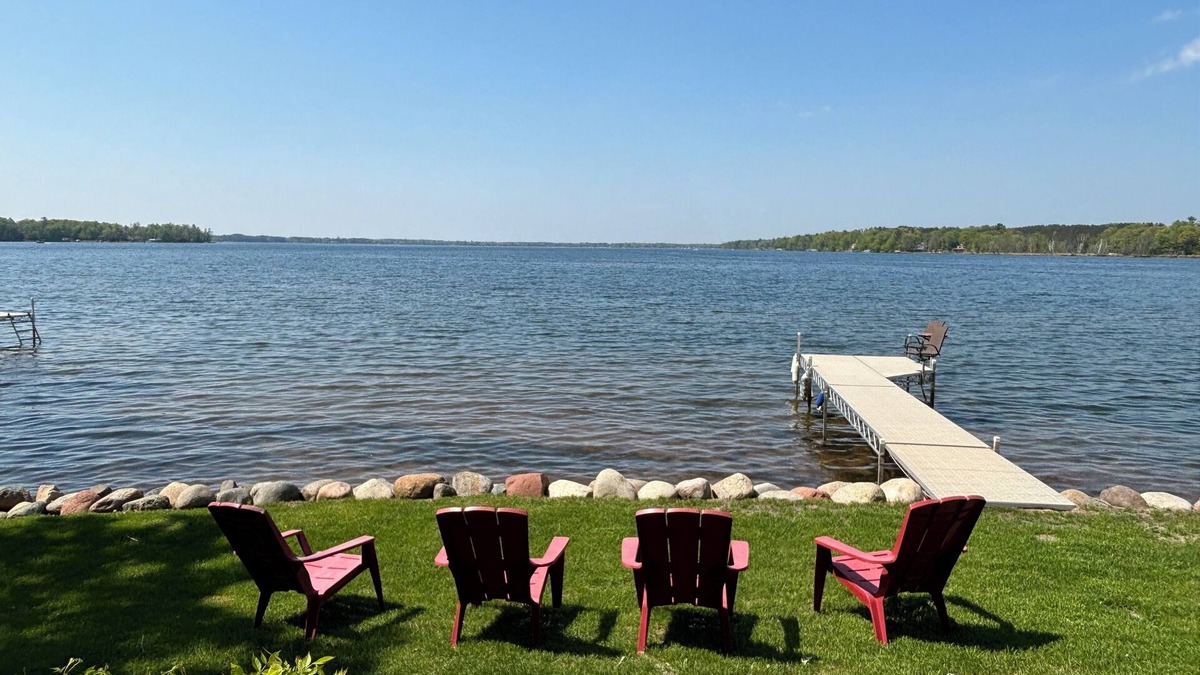 Sturgeon Lake Cabin | Sturgeon Lake cabin with great views