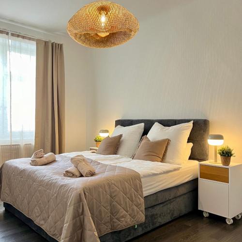 Rosenberg Apartment | Stuttgart Zentrum - Hölderlinplatz - 80qm - EG