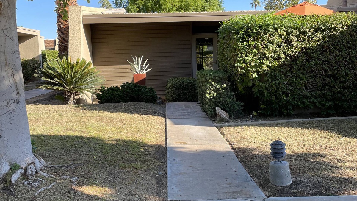 Baristo Condo | Style and Serenity 1 mile from downtown Palm Springs!