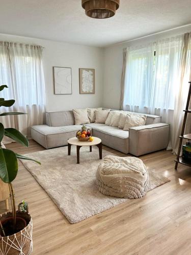 Bruchsal Apartment | Stylische Designwohnung direkt am Schloss Bruchsal mit 80 m2