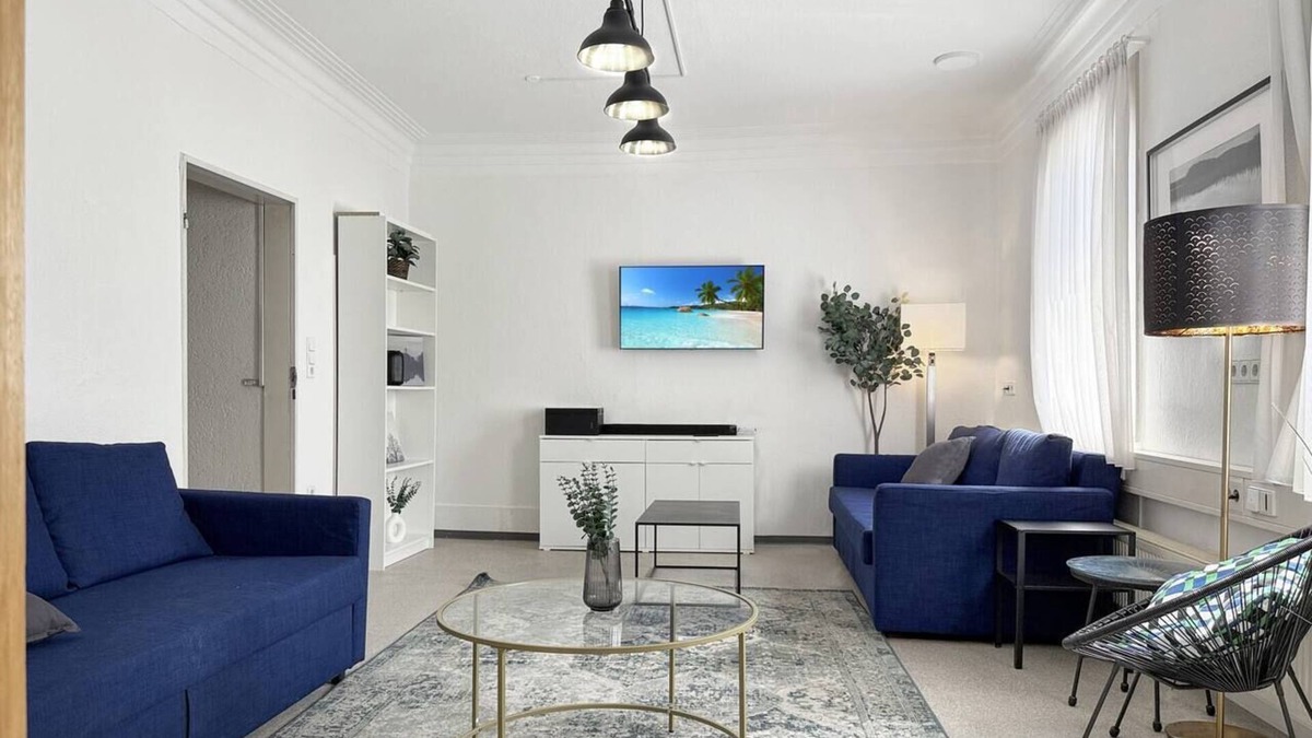 Innenstadt Apartment | Stylische zentrale Esslingen-Wohnung – 14 Pers