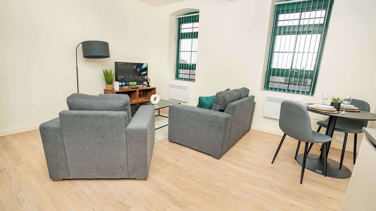 Newark Apartment | Stylish 1 Bed Apartment in Central Newark