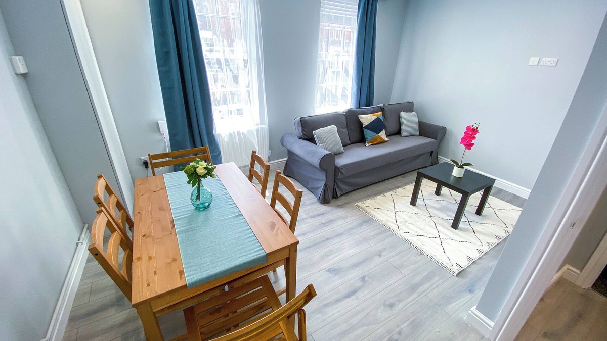 Harringay Apartment | Stylish 1 Bedroom Flat - 5 Guest London- F1