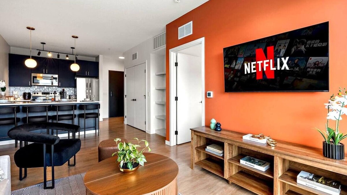 Downtown Minneapolis Condo | Stylish 1B in DT Minneapolis, Minutes to Minneapolis Convention Center & US Bank