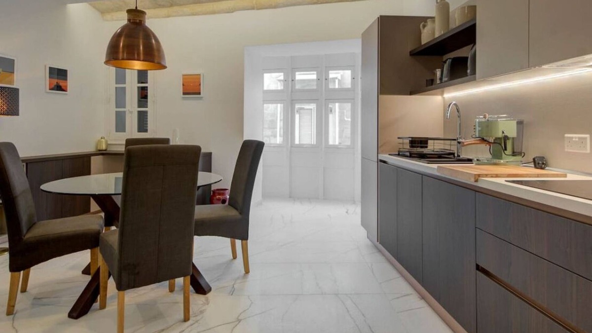 Attard Apartment | Stylish 1BR Apt with sofabed & backyard, Attard