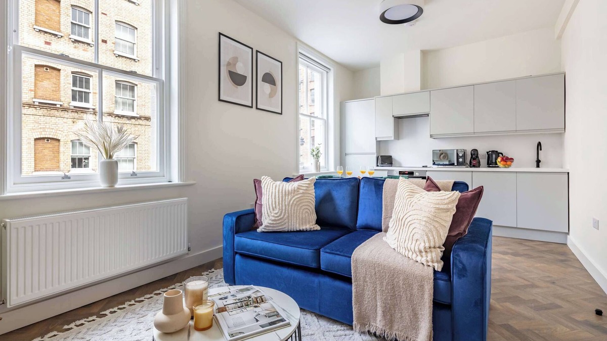 St Luke's Apartment | Stylish 1BR Close to Barbican Centre & St Paul's