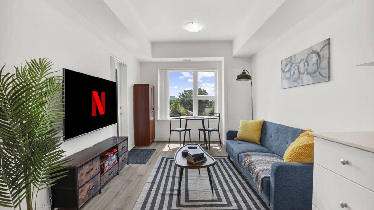 Rosemount Condo | Stylish 1BR Condo in Prime Location with Parking and Wi Fi