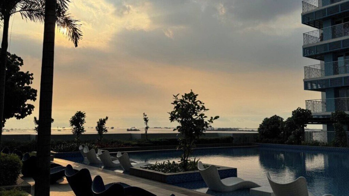 Tambo Condo | Stylish 1BR near the Airport facing the Bay - 7b