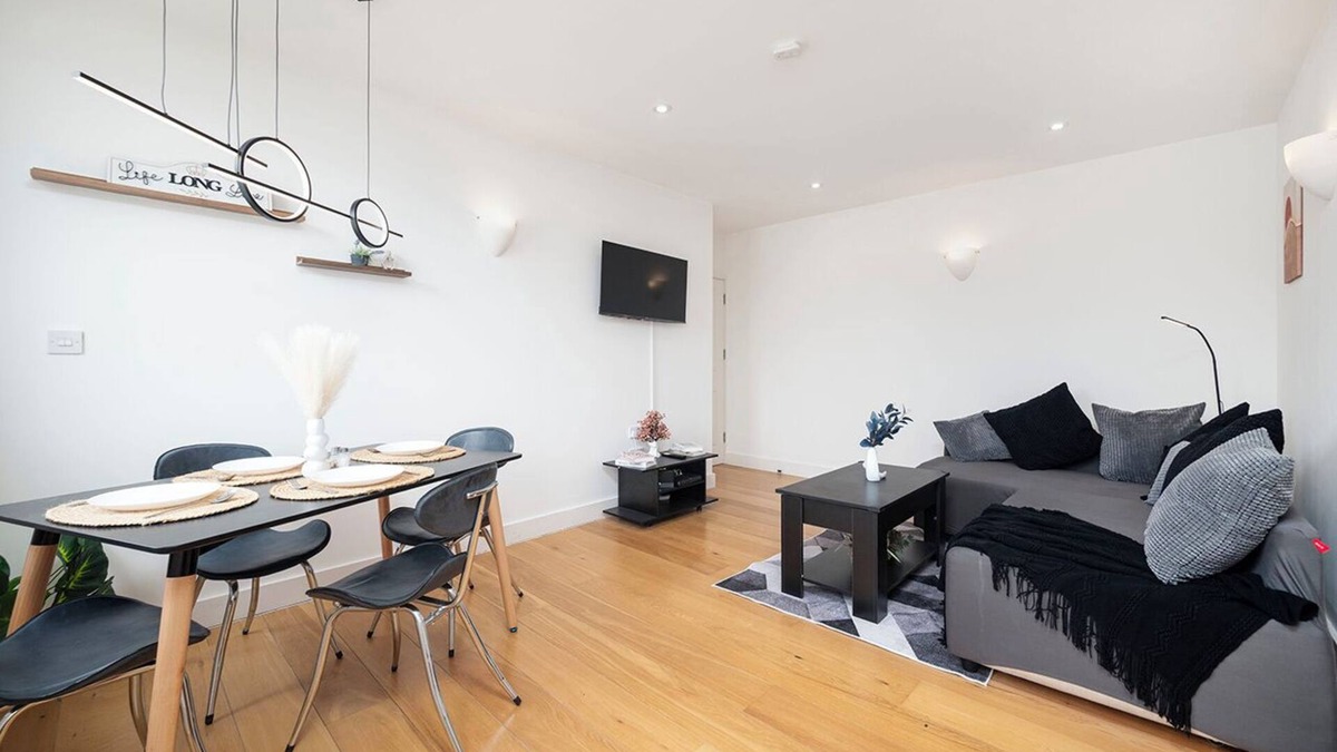 Stockwell Apartment | Stylish 2-Bed Apartment in Stockwell –Free Wifi & Fast Access to Oxford Circus