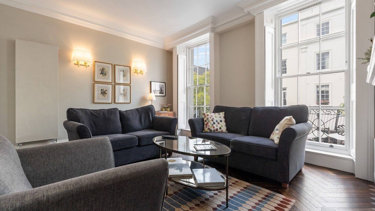 Belgravia Apartment | Stylish 2 bed Belgravia flat in Elizabeth Street
