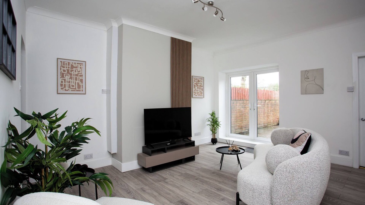 Tudhoe House | Stylish 2 bed home WIFI Smart Tv