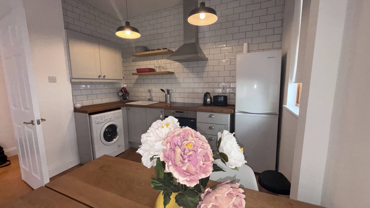 Grand Canal Dock Apartment | Stylish 2 Bedroom Apartment Dublin 2