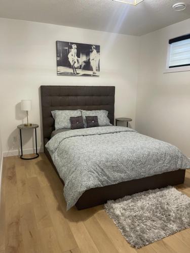 Southwest Edmonton Villa | Stylish 2 Bedroom suite in SW Edmonton close to Windermere and Edmonton International Airport