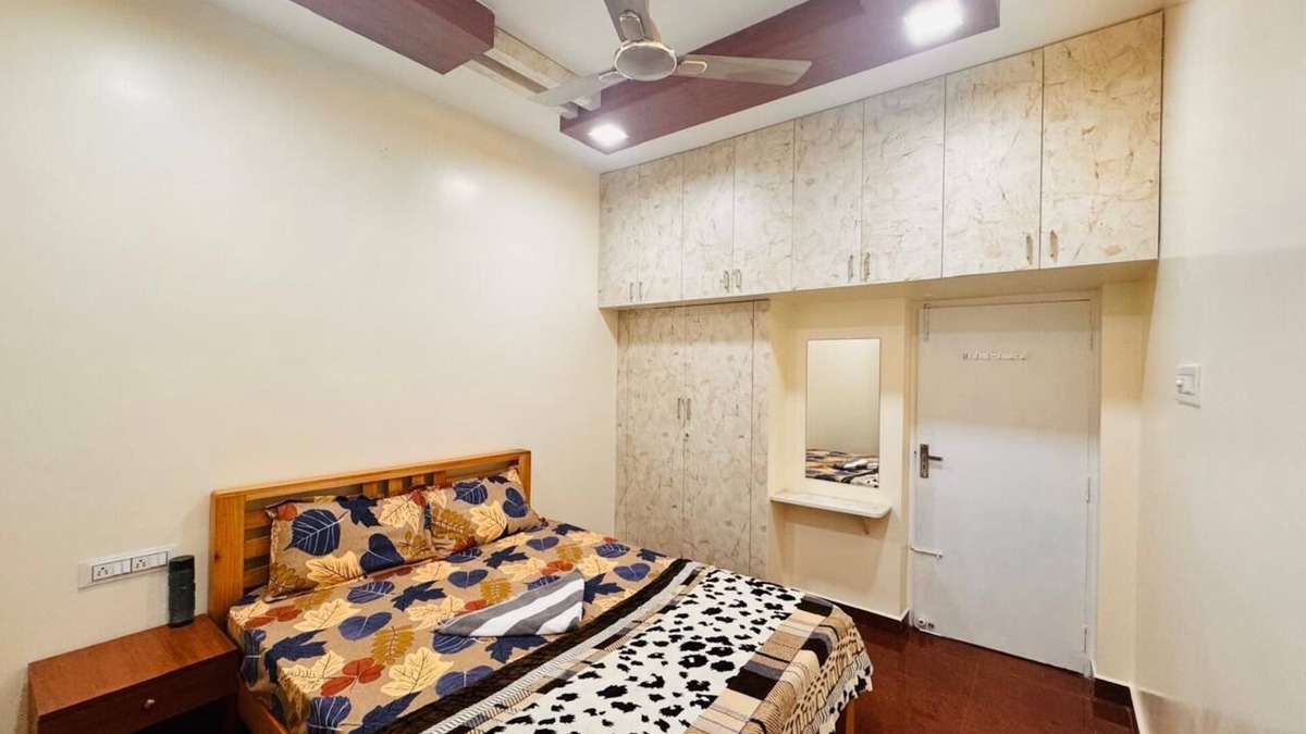 Bharathidasan Nagar Apartment | Stylish 2bhk apartment for 4 guests with WiFi, power backup andAC in Puducherry