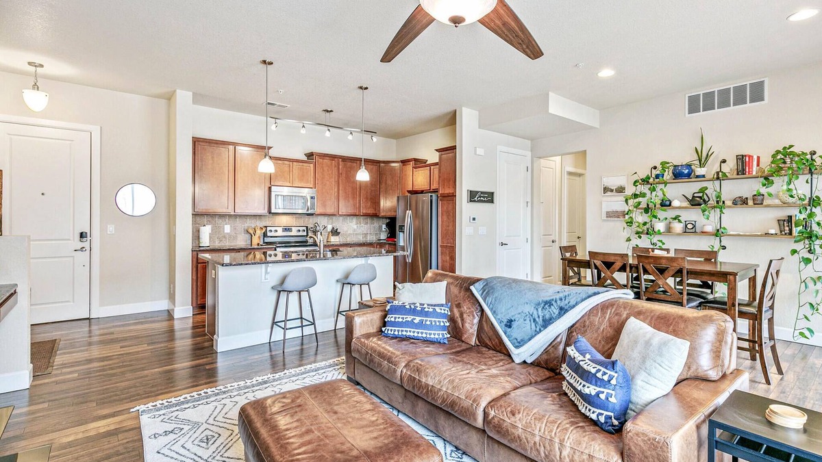 Meridian Condo | Stylish 2BR/2BA Condo w/Garage for Business & Leisure