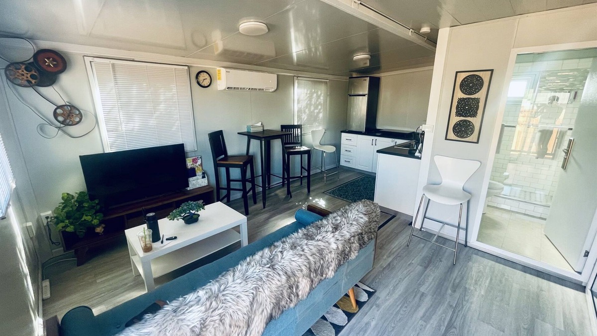 Garfield House | Stylish 2BR Garfield Tiny Home