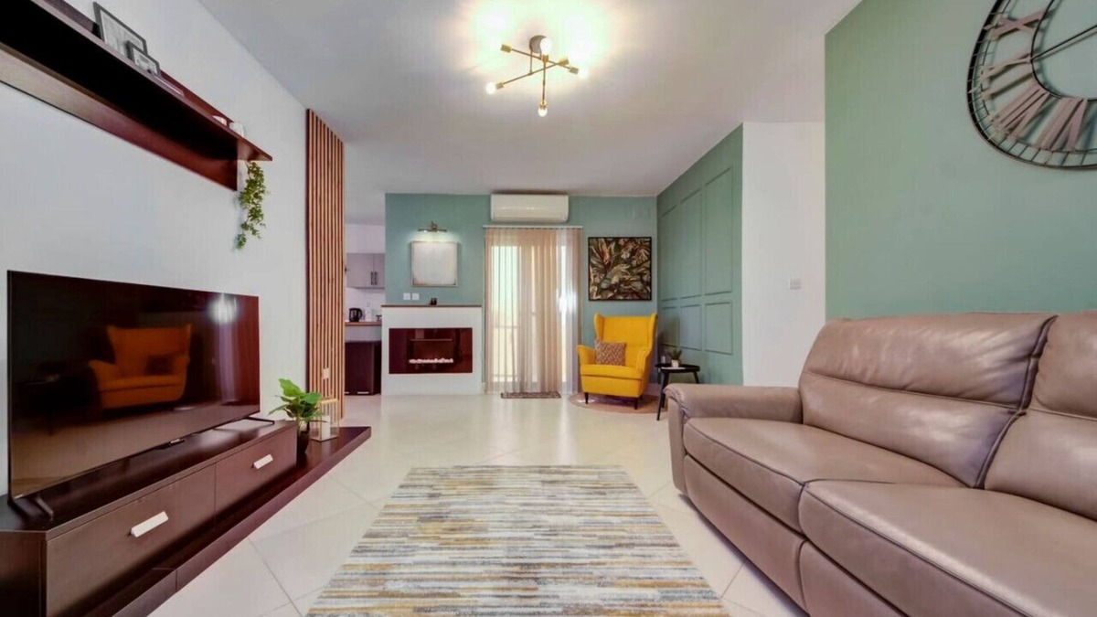 Luqa Apartment | Stylish 2BR home with Spacious Terrace in Luqa