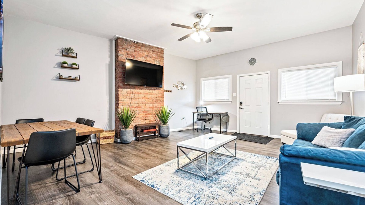 Mount Washington House | Stylish 2BR! Off-Street Parking!