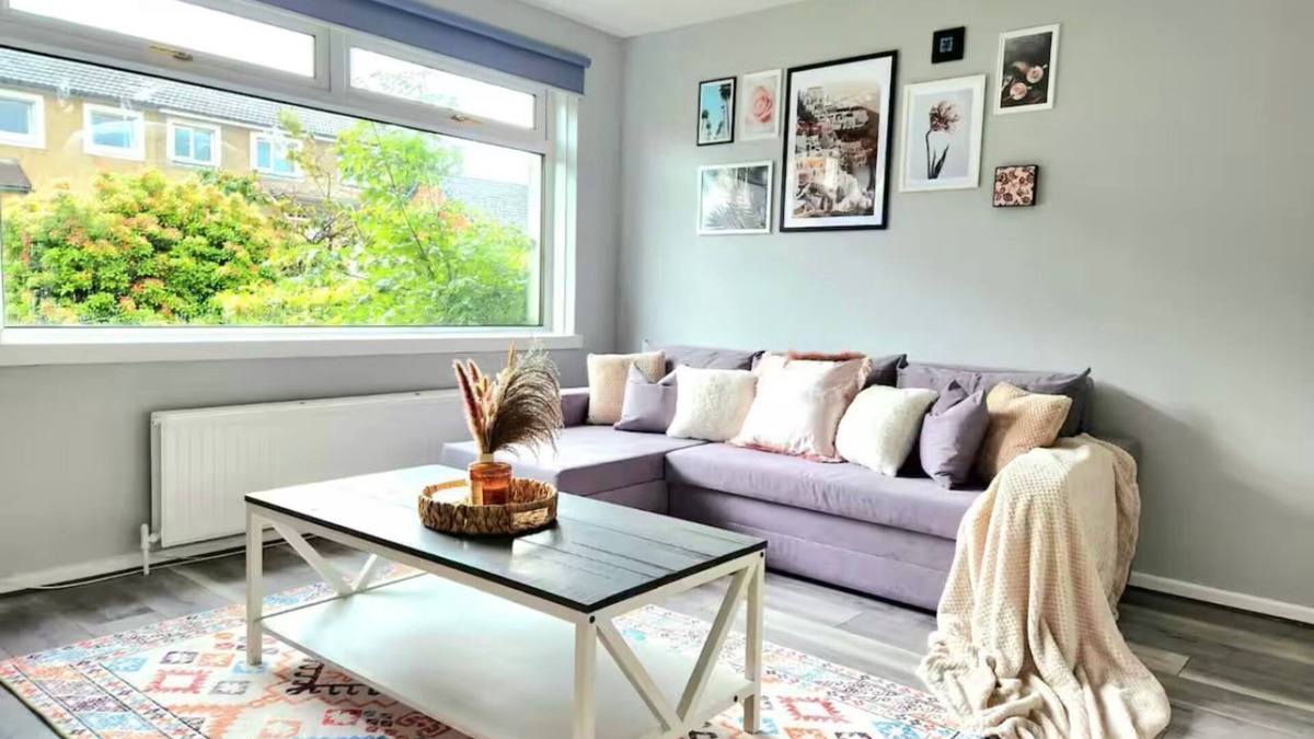 Newton Mearns House | Stylish 3 Bedroom House in Glasgow