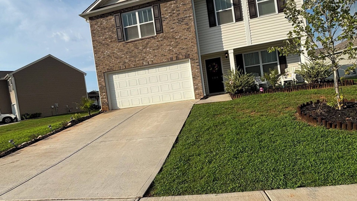 Golden Grove House | Stylish 3-bedroom home in Powdersville . Pretty, Peaceful, & Perfectly Located.