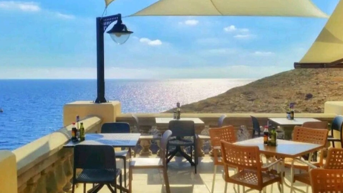 Zurrieq Apartment | Stylish 3Bed Penthouse close to the Blue Grotto
