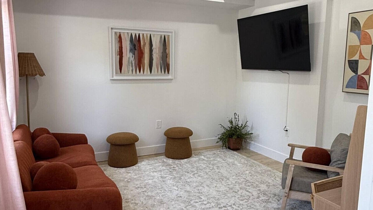 Montclair Apartment | Stylish 3BR Duplex in Montclair
