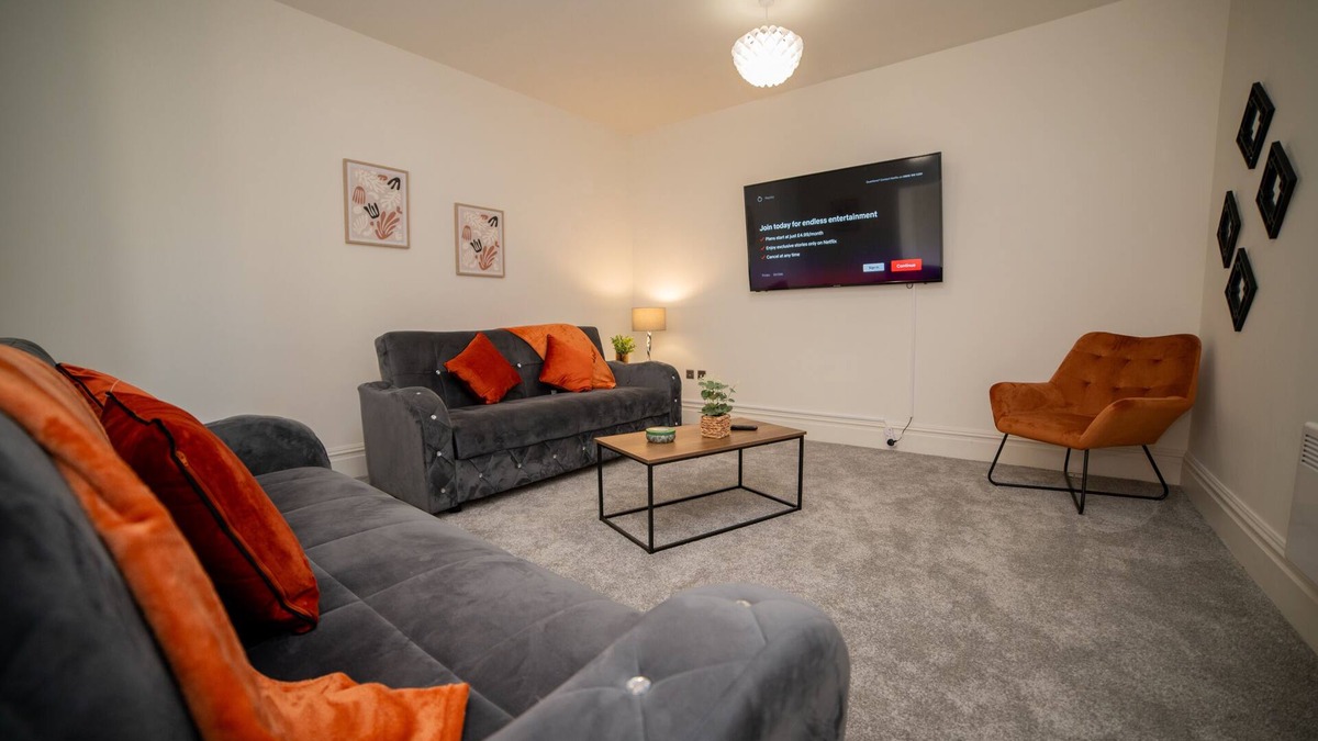 Leeds House | Stylish 3BR Townhouse in Leeds Leisure & Corporate