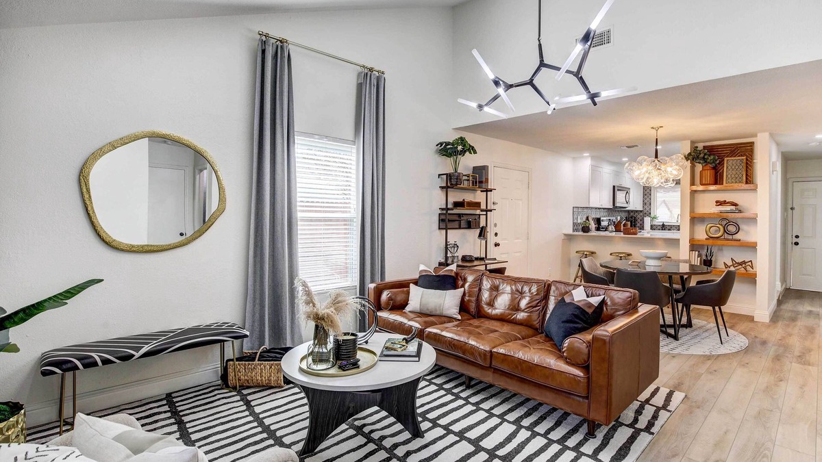Allen House | Stylish Allen Home near Watters Creek Village