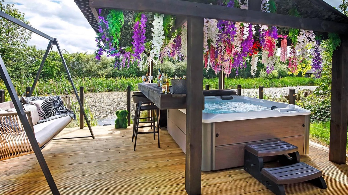 Selby Ski Chalet | Stylish and contemporary lodge.