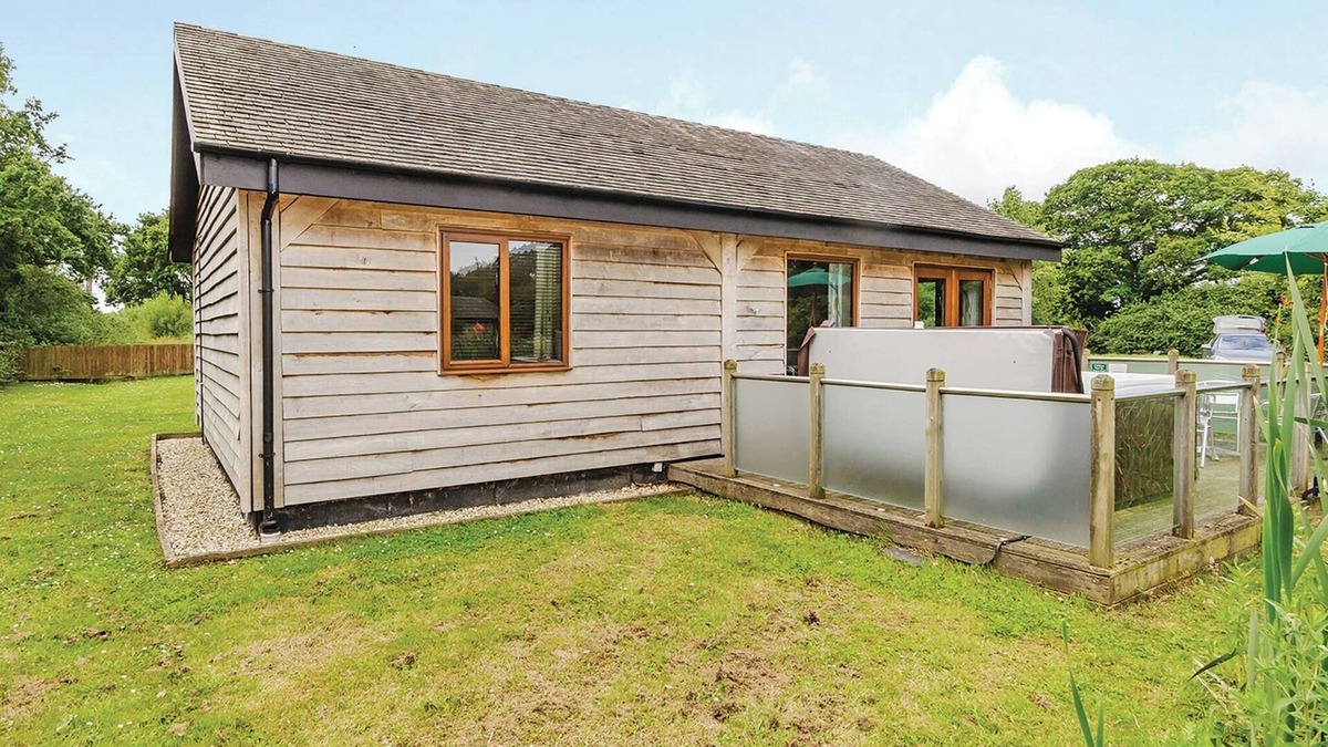 Selby Ski Chalet | Stylish and contemporary lodge.