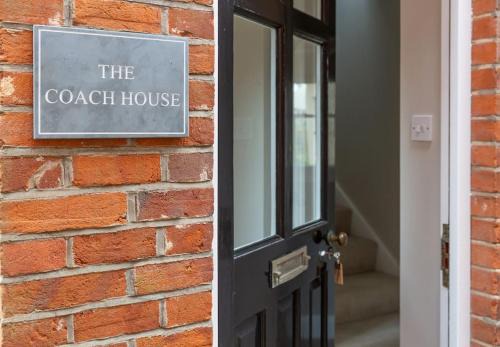 Colchester Apartment | Stylish and homely 1 bed Edwardian Coach House
