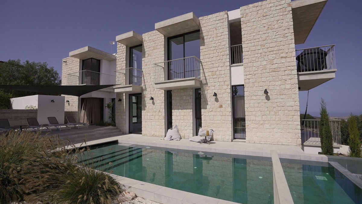 Pano Akourdalia Villa | Stylish and modern 3 bedroom villa, with infinity pool, mountain and sea views