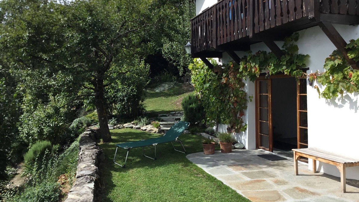 Chandolin-près-Savièse Ski Chalet | Stylish and quietly located vacation house with a spectacular view