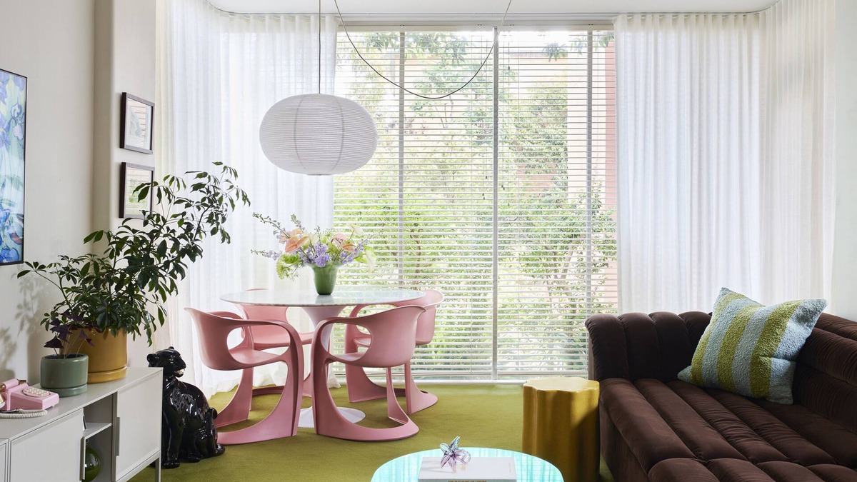 Toorak Apartment | Stylish Apartment Stay at 'Caringal Flats'