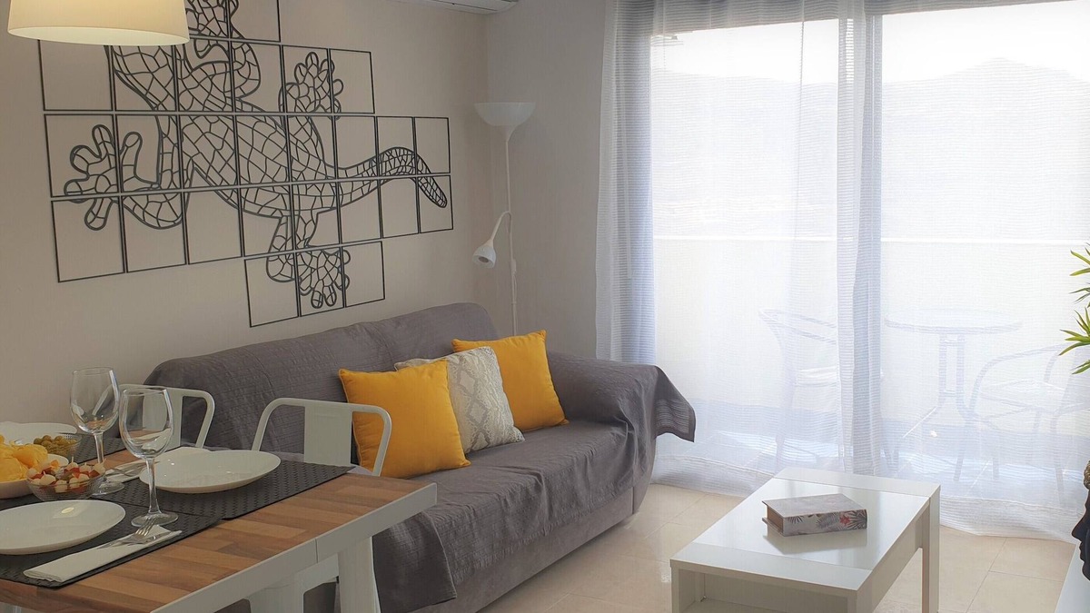 La Envia Apartment | Stylish Apartments Higueras Sea View Pool All Year
