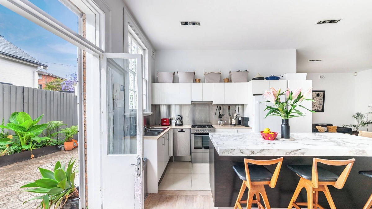 Balmain House | STYLISH BALMAIN HOUSE NEAR CITY & HARBOUR