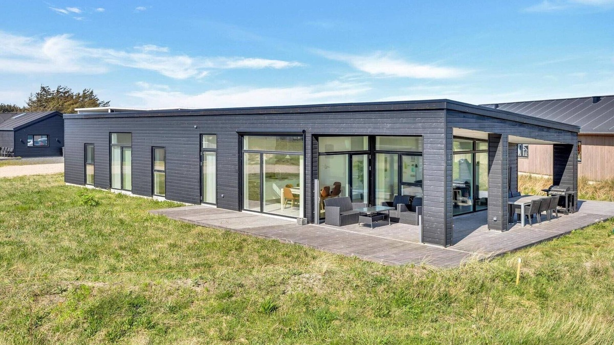 Lokken House | Stylish Beach Retreat - By Traum Ferienwohnungen