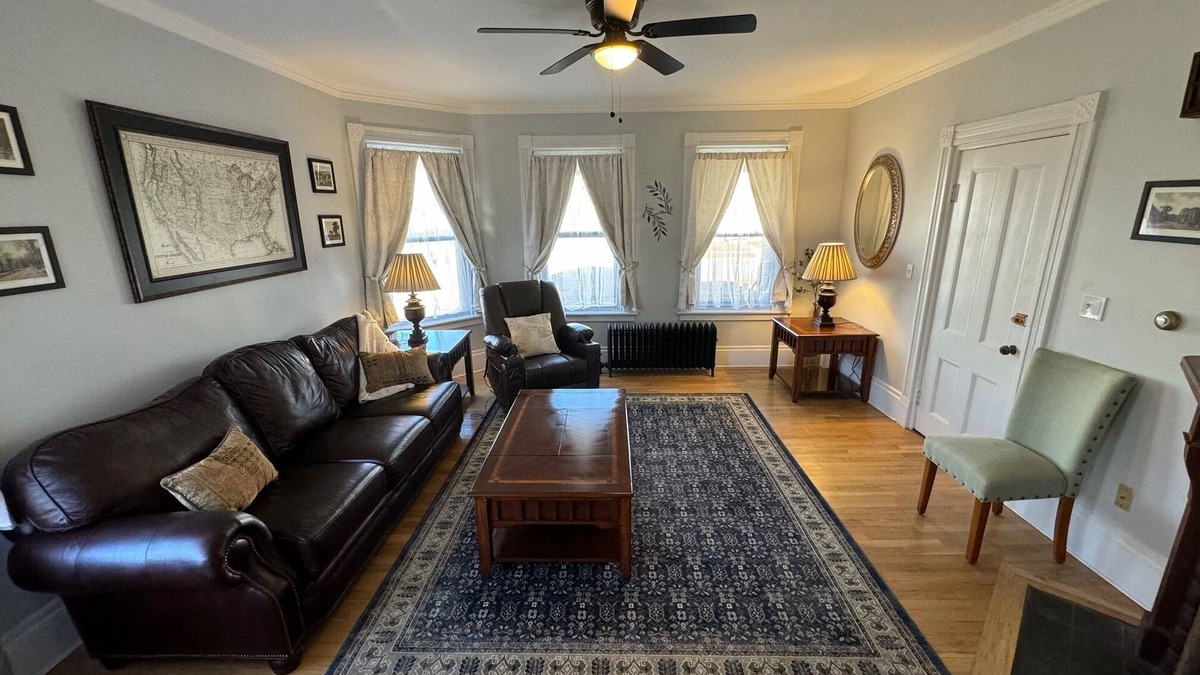 Pittsfield Apartment | Stylish Berkshire Apartment conveniently located in the center of town