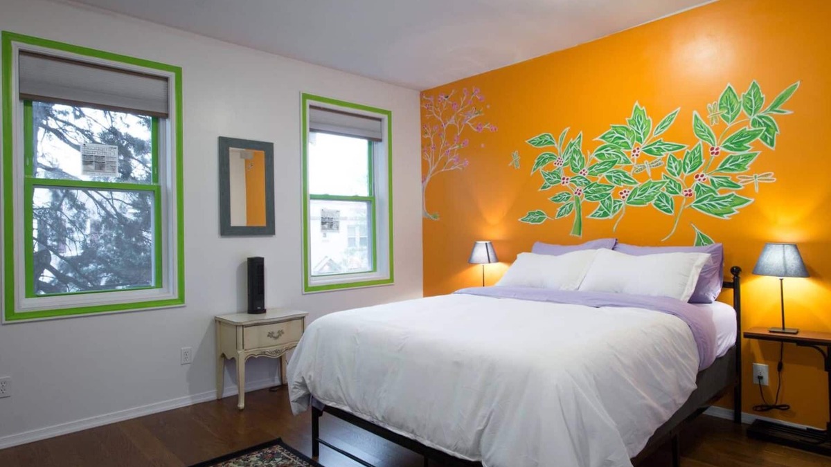 Kingman Park Apartment | Stylish, bright 1 Bedroom Apt on 2nd Floor, Near H St. NE Capitol Hill
