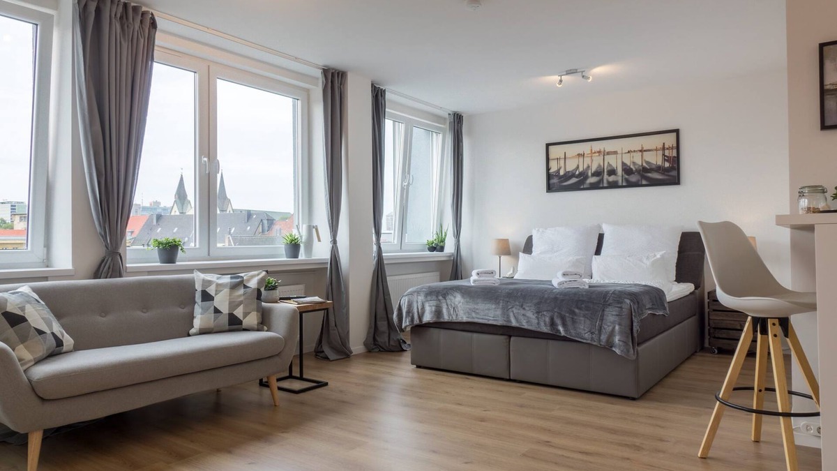 Nordviertel Apartment | Stylish business apartment at the university near HBF