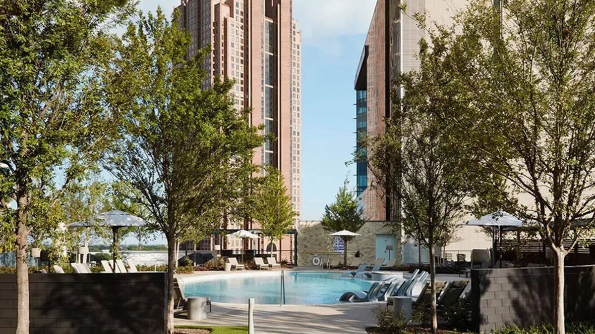 Cityplace Condo | Stylish, centrally-located condo in Uptown/West Village with high-end amenities!