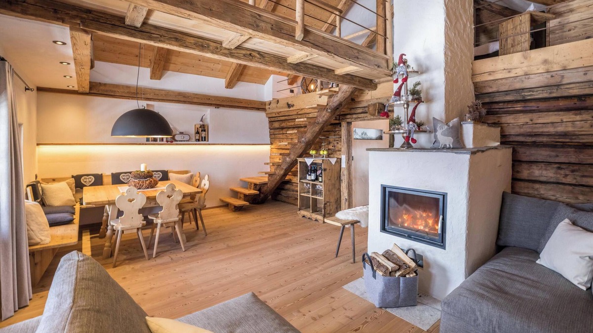 Sorafurcia Ski Chalet | Stylish Chalet "Obereggeralm" with Mountain View, Wi-Fi, Balcony & Garden